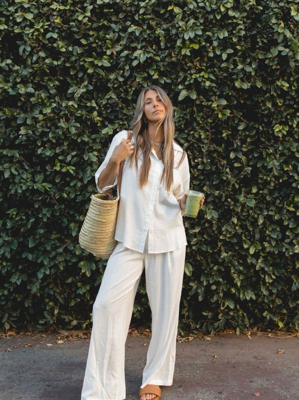 Solaí the Label Relaxed White Wide-Leg Linen Pants and Button Down Set